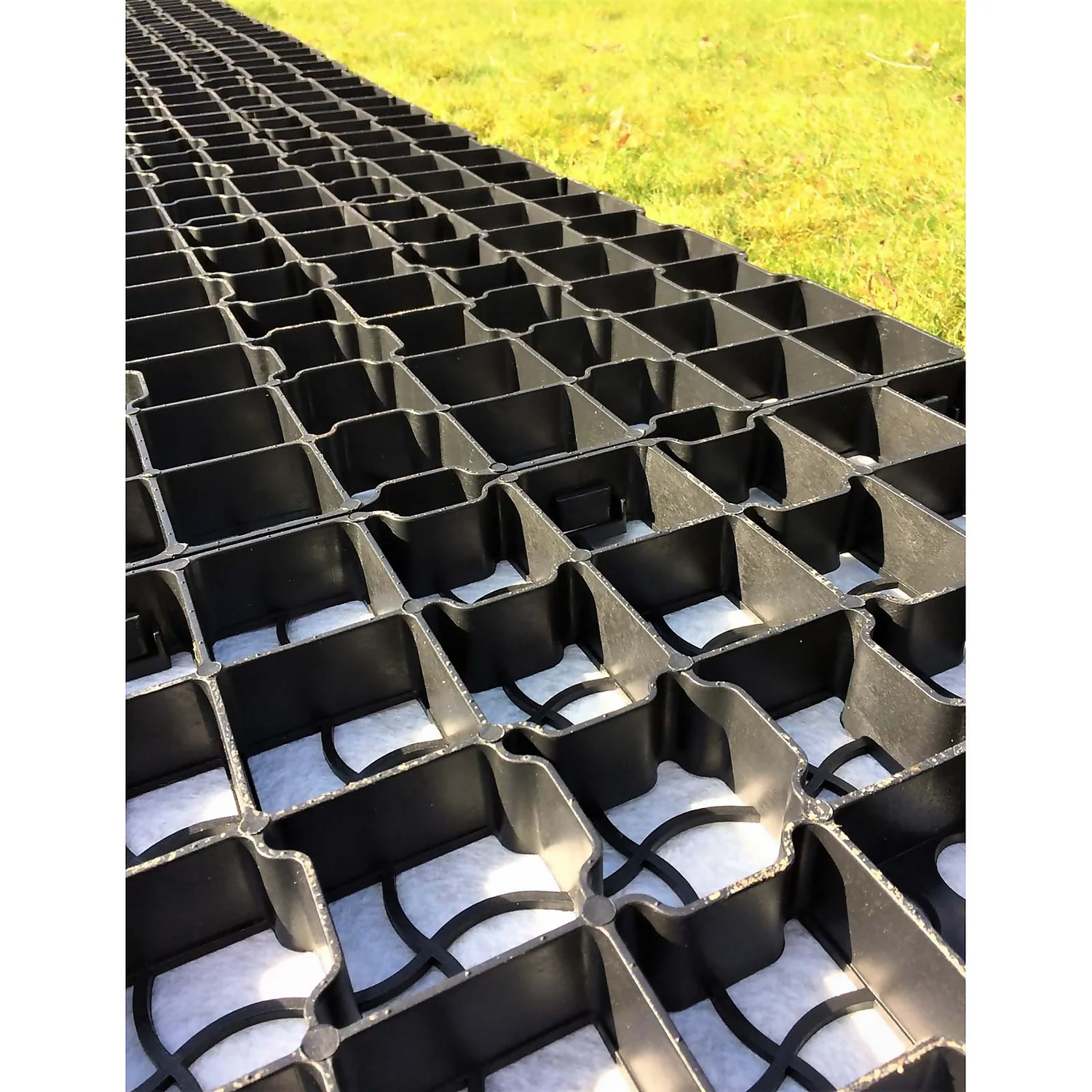 Ecobase Porous Pavers Paths - 50m2 (200 Pack) - Image 8