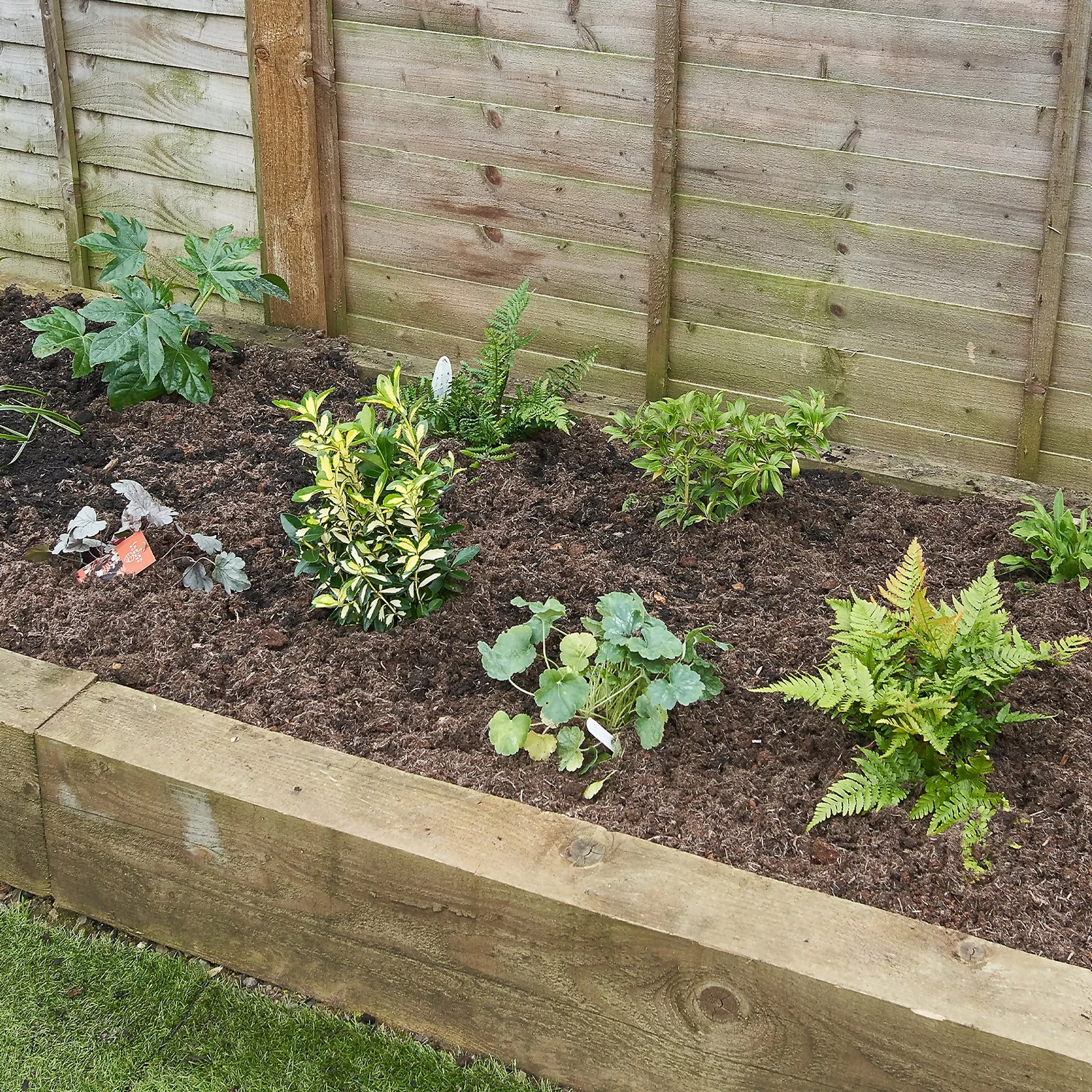 Garden On A Roll Eco Border - 6m X 90cm - Image 3