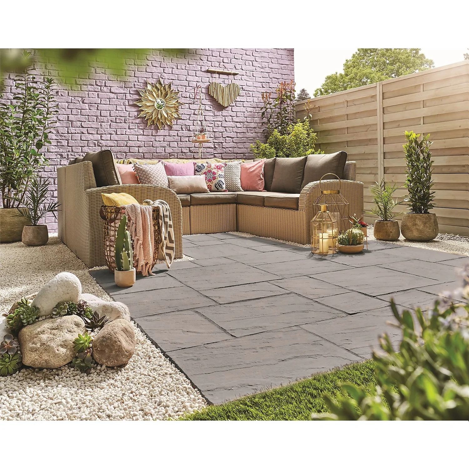 Stylish Stone Chantry Paving Patio Kit 10.22 Sqm Graphite