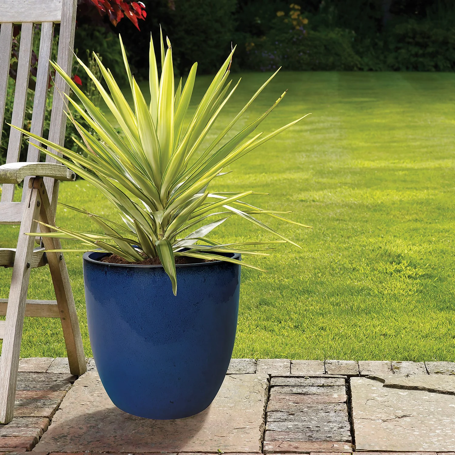 Chiswick Egg Imperial Terracotta Pot In Blue - 27cm - Image 2