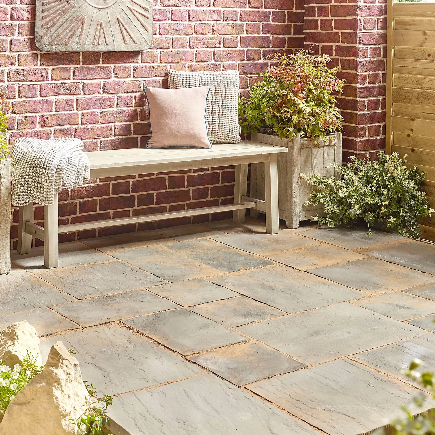Stylish Stone Chantry Patio Paving Kit 5.76 Sqm Antique - Image 2