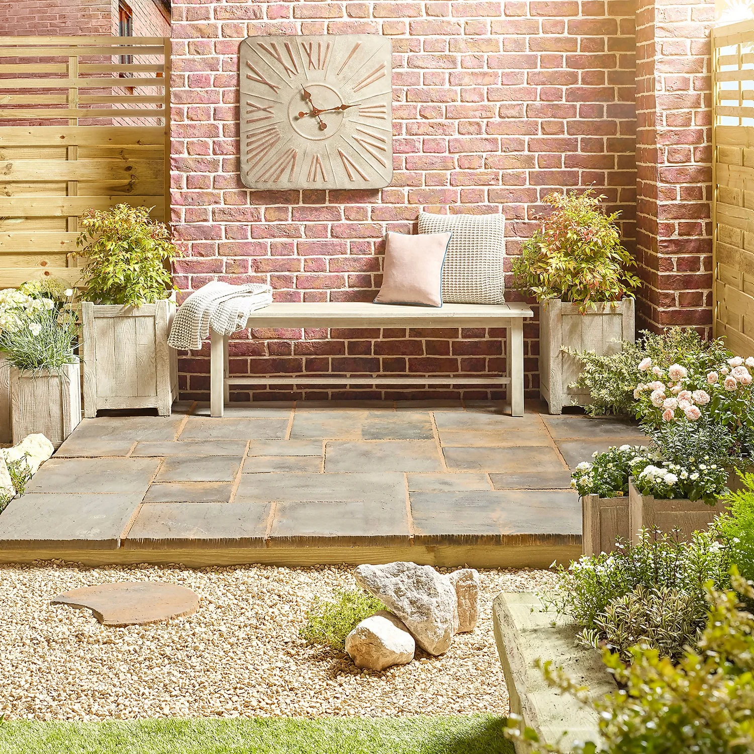 Stylish Stone Chantry Patio Paving Kit 5.76 Sqm Antique - Image 3