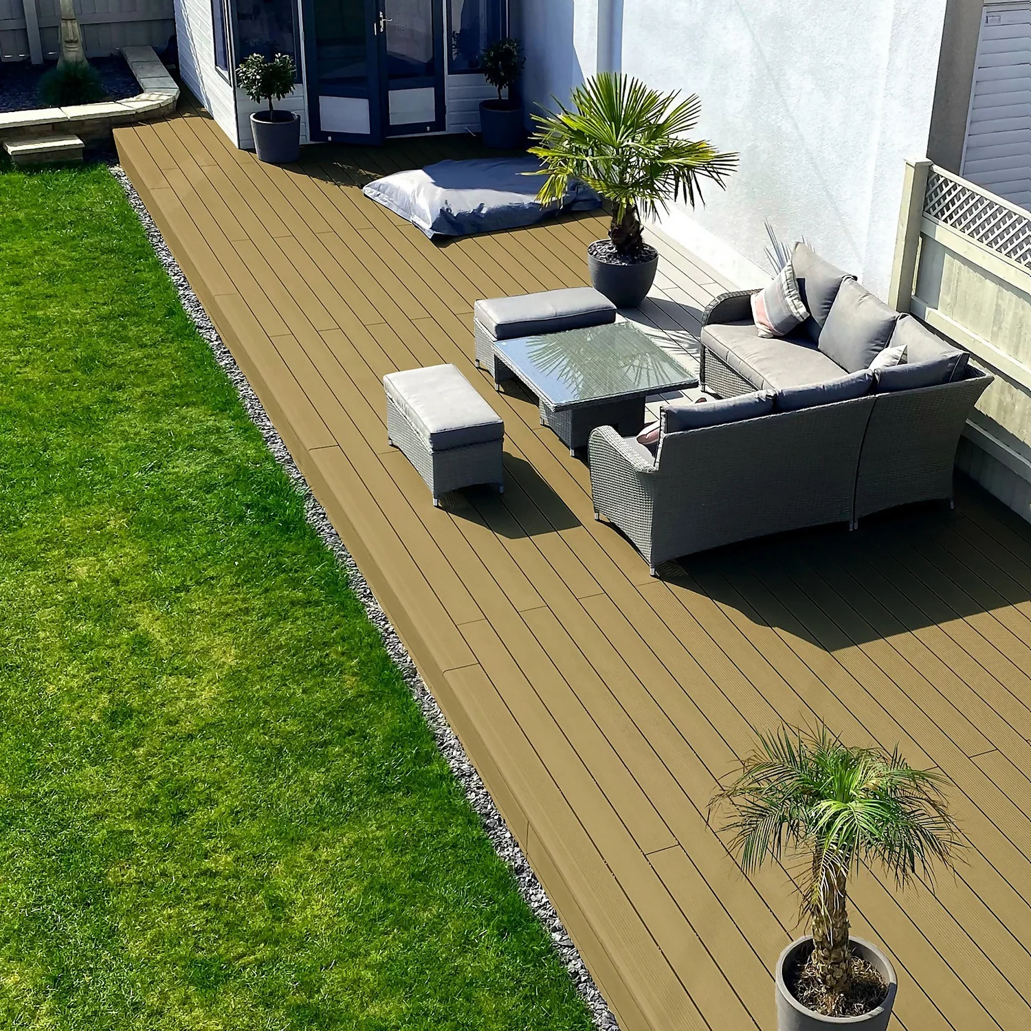 Victoria Composite Decking Woodgrain 30 Pack Teak - 15.12 M2 - Image 2