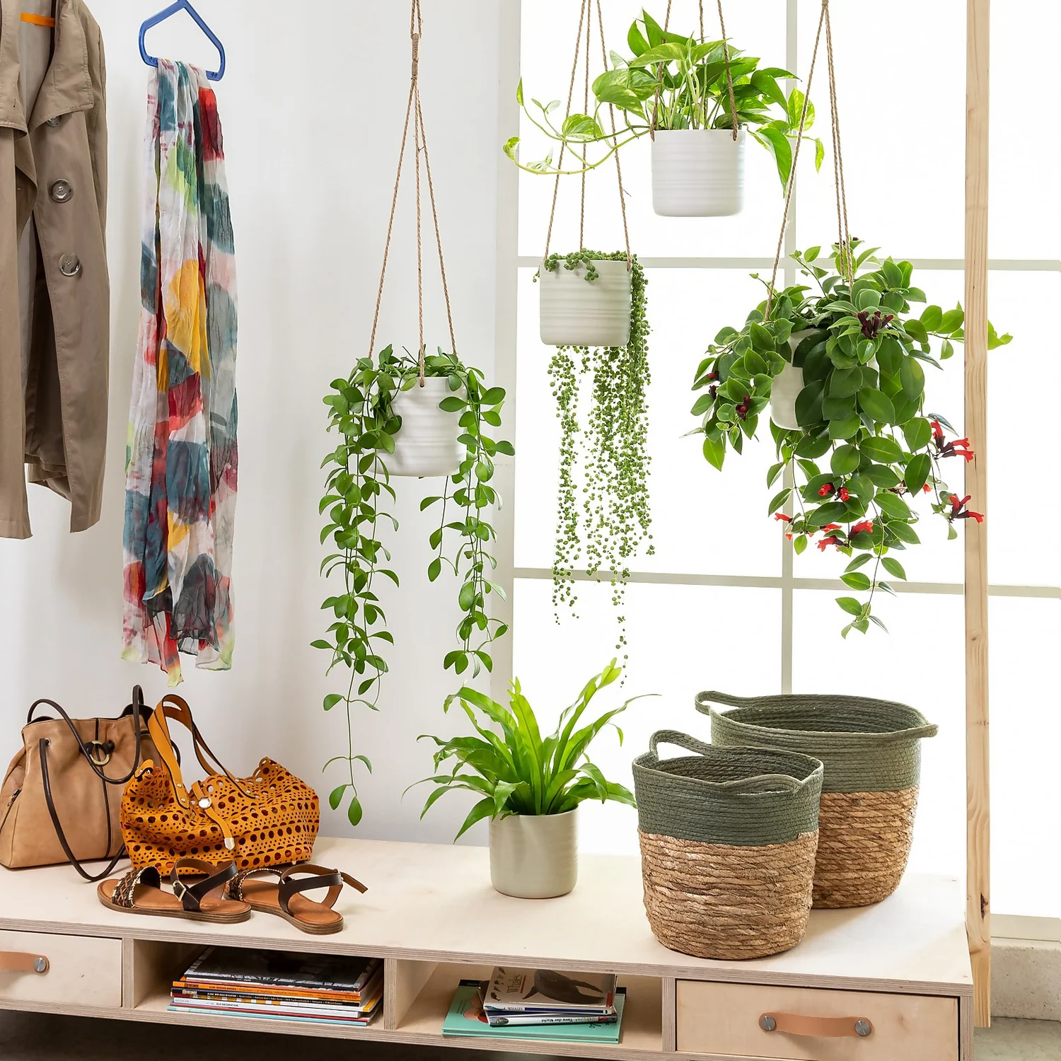 Scheurich Ripple Indoor Hanging Pot White 17cm - Image 2