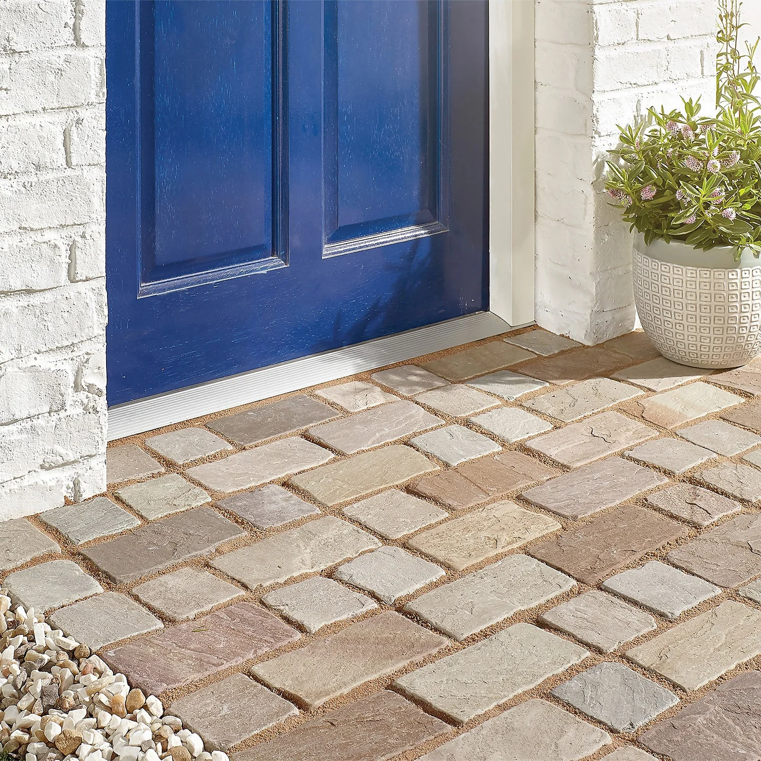 Stylish Stone Tumbled Cobble Set 100 X 100mm - Sycamore - Image 4